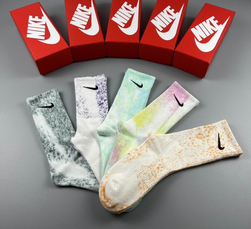 Kit de Meias Cano alto Nike com 5 Pares