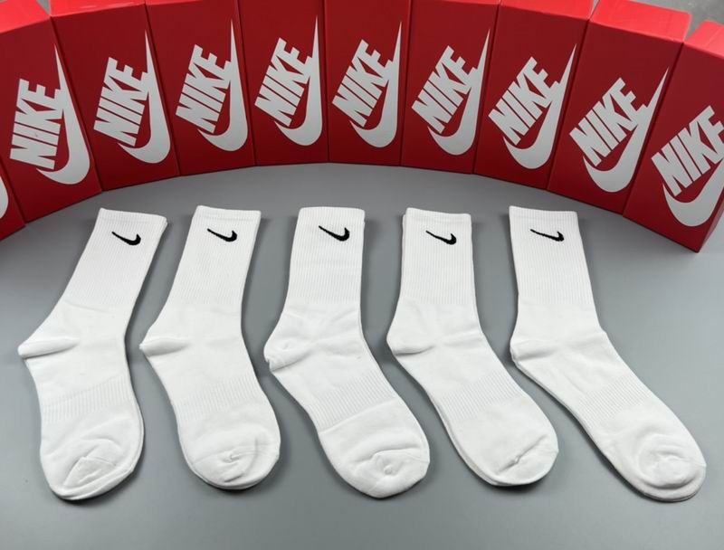 Kit de Meias Cano alto Nike com 5 Pares (Branco)