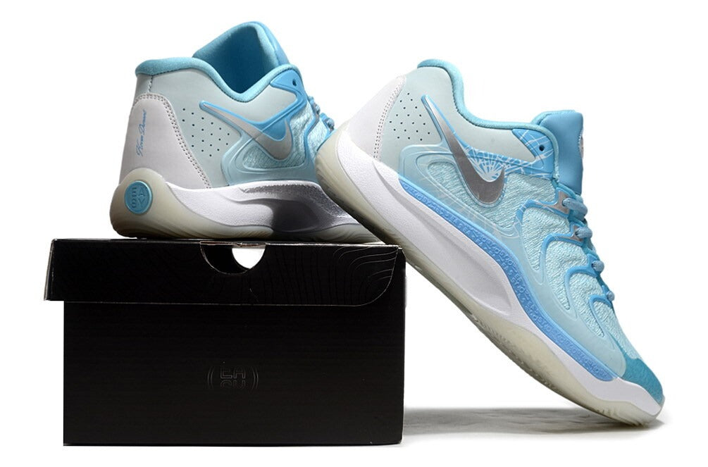 Nike KD 17 'Christmas'