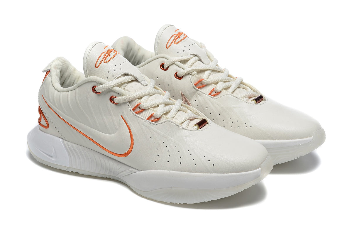 Nike LeBron 21 'Akoya'