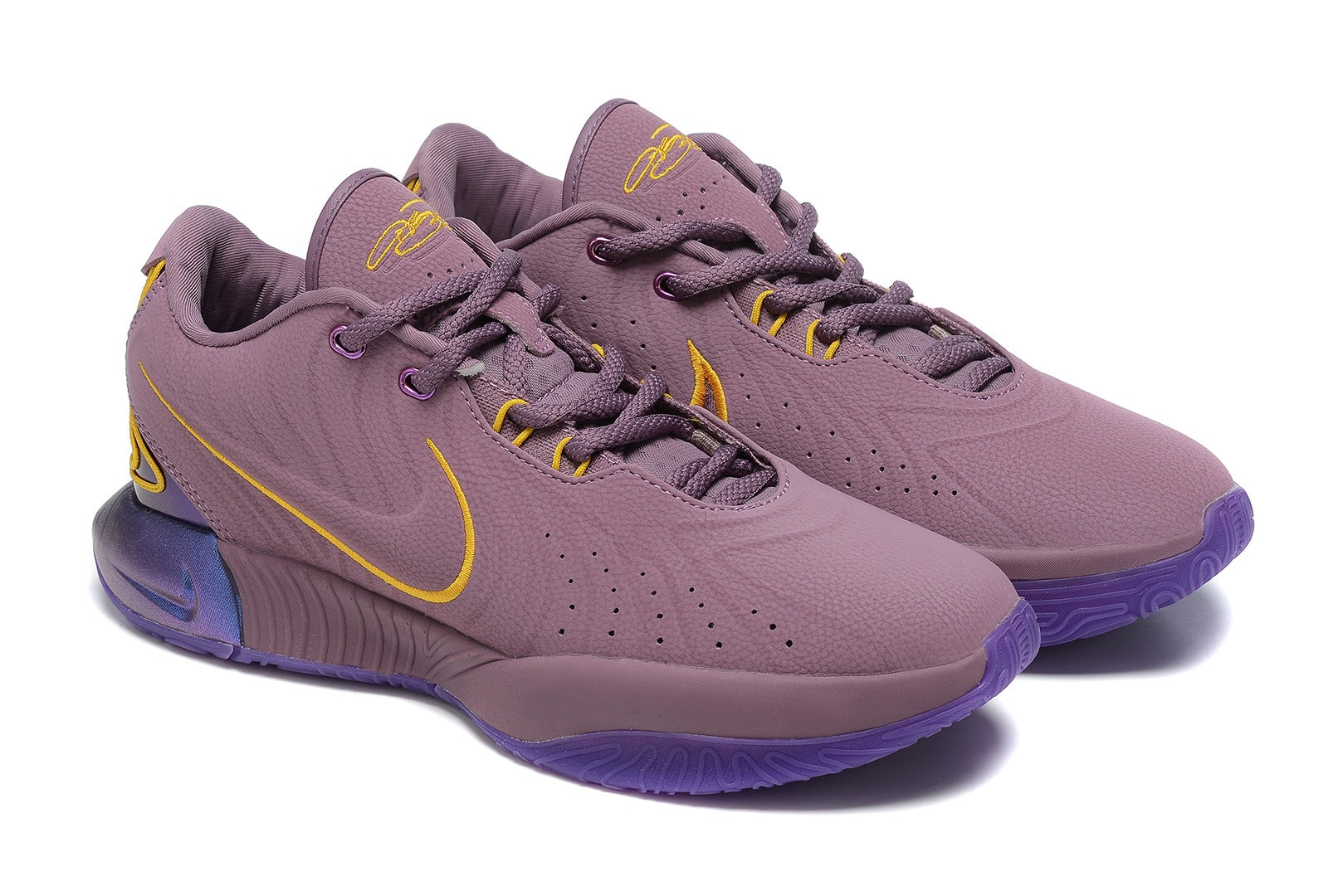 Nike LeBron 21 'Violet Dust'