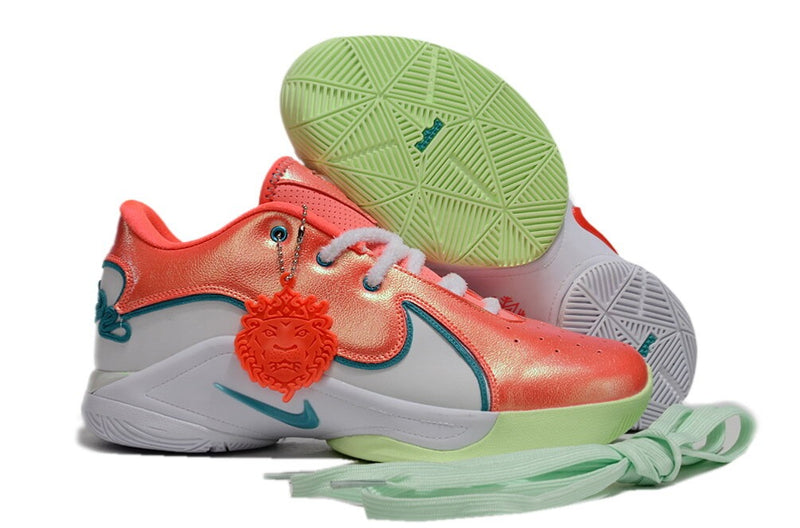 Nike LeBron 22 'Christmas'