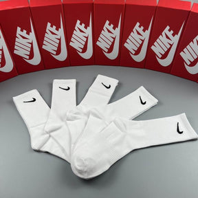 Kit de Meias Cano alto Nike com 5 Pares (Branco)