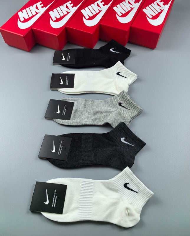 Kit de Meias Cano baixo Nike com 5 Pares