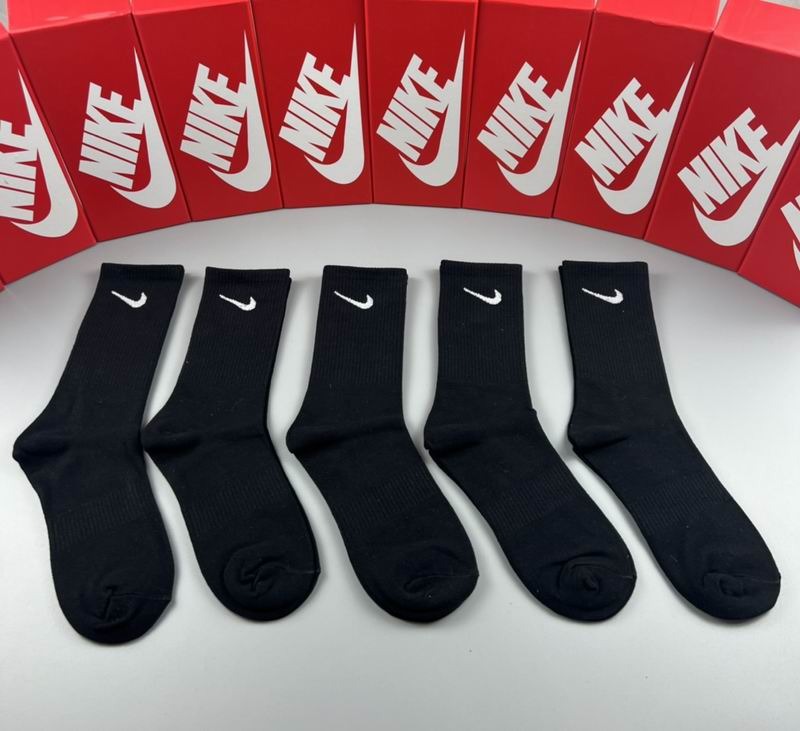 Kit de Meias Cano alto Nike com 5 Pares (Preto)