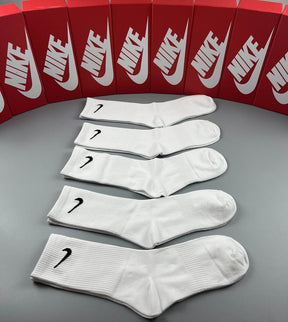 Kit de Meias Cano alto Nike com 5 Pares (Branco)