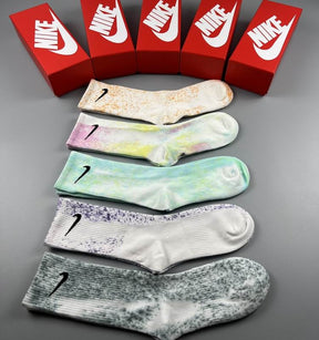 Kit de Meias Cano alto Nike  com 5 Pares