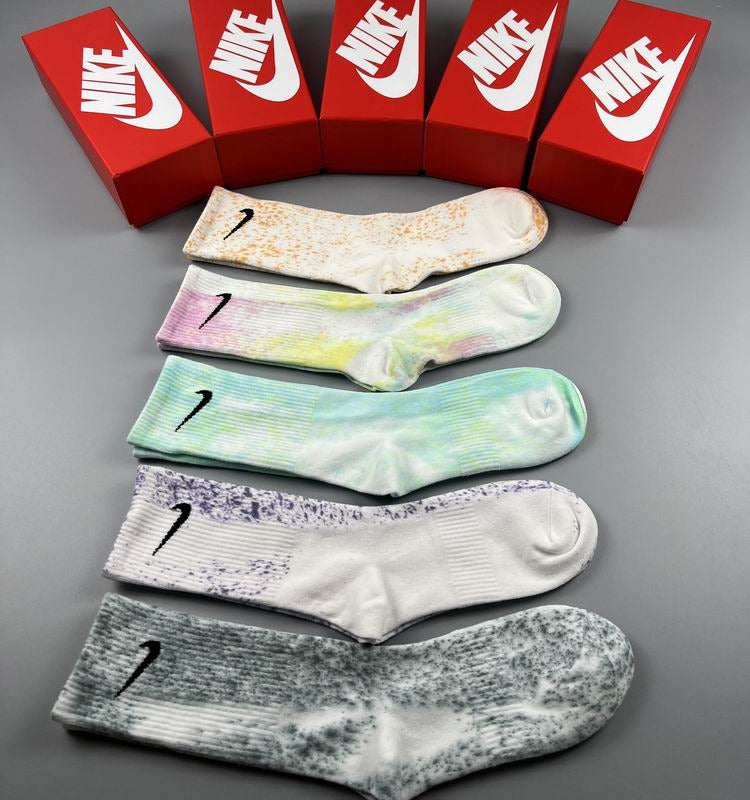 Kit de Meias Cano alto Nike  com 5 Pares